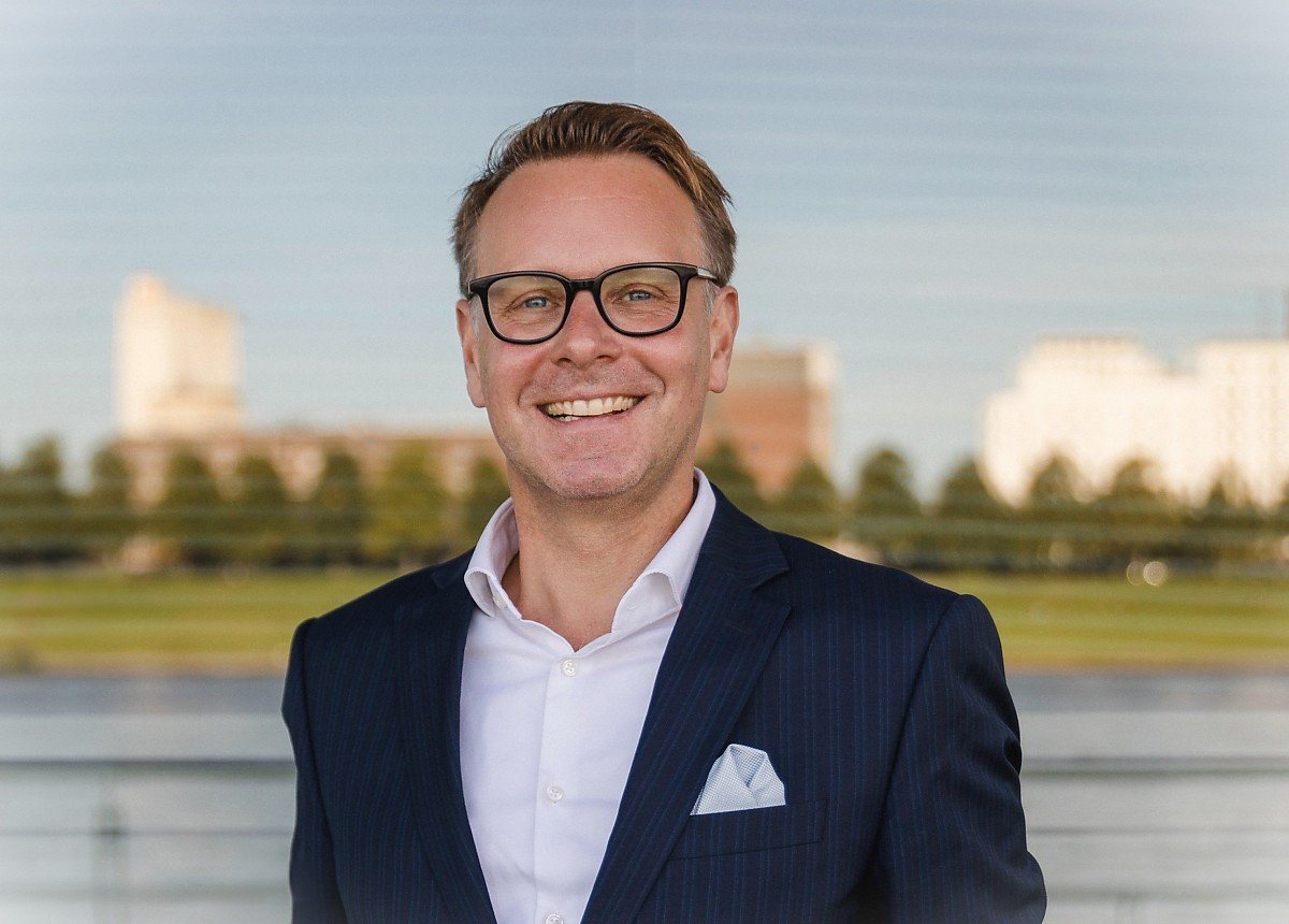 Jan-Peter Kind, erfahrener Immobilienmakler K�ln-Junkersdorf