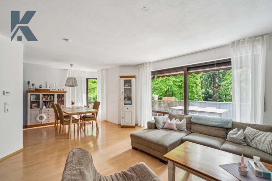 Wohnzimmer Essen Etagenwohnung K�ln / Junkersdorf