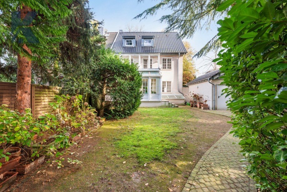 Garten 2 Doppelhaush�lfte K�ln / Junkersdorf