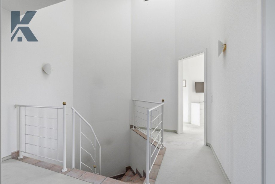 Empore-Galerie 2 Einfamilienhaus K�ln / M�ngersdorf