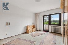 Eltern Monheim-Baumberg: gro�er Garten mit solidem Backstein-Reihenhaus sowie Erweiterungs-Potential