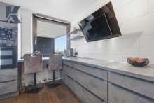Fr�hst�cks-Platz Rheinblick. Skyline. 4 Zimmer. Linksrheinisch-Zentral.