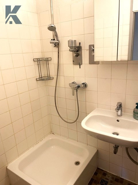 Duschbad Etagenwohnung K�ln / Junkersdorf