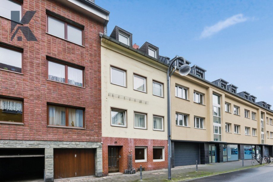 Frontansicht 2 Mehrfamilienhaus K�ln