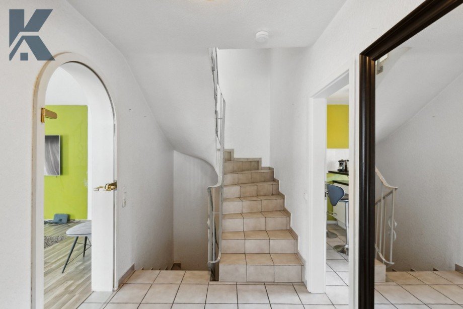 Flur EG Reiheneckhaus K�ln