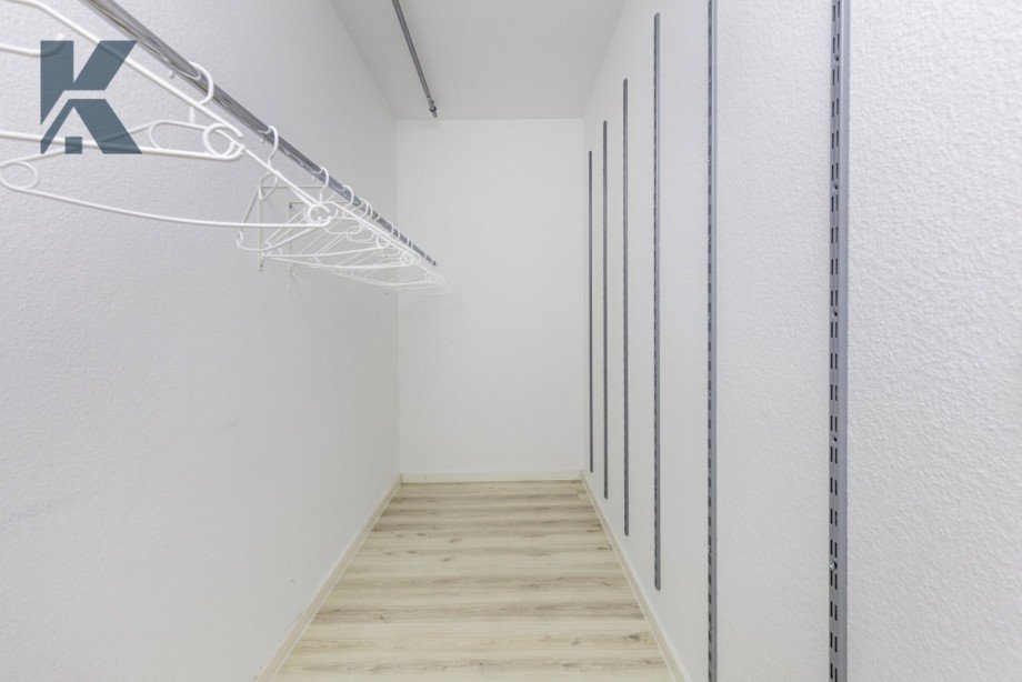 Ankleide Etagenwohnung Frechen / K�nigsdorf