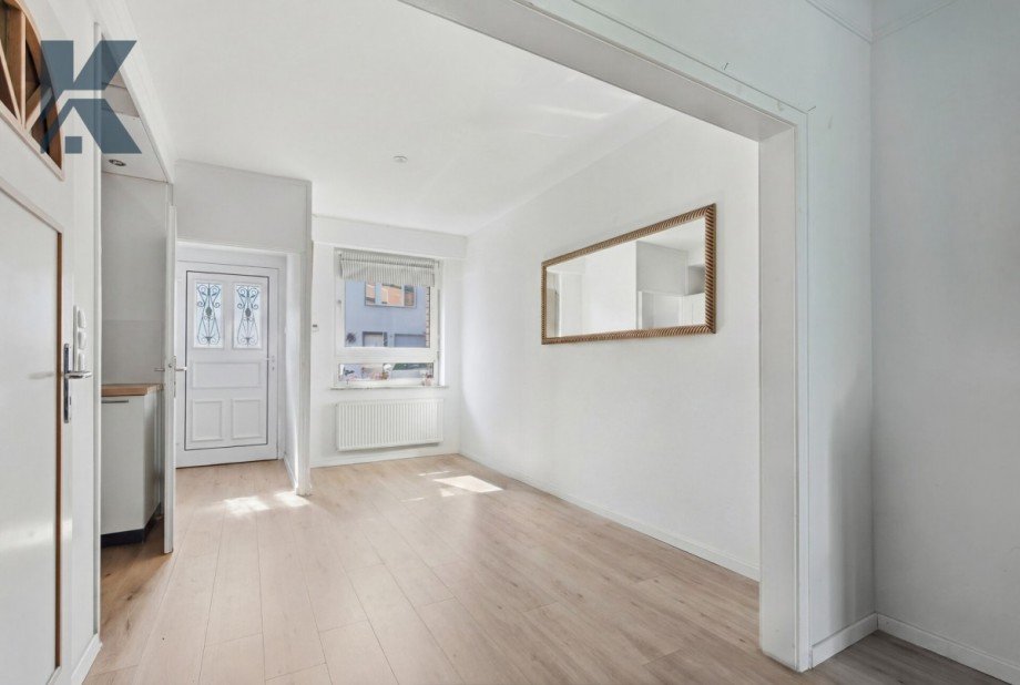 Flur EG Reihenmittelhaus K�ln