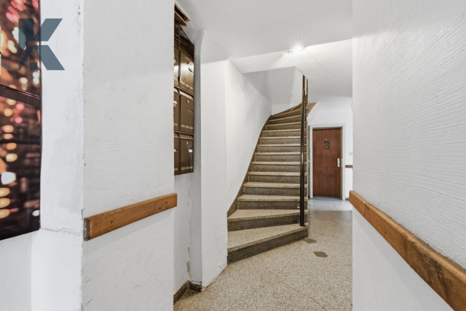 Eingangsbereich Mehrfamilienhaus K�ln