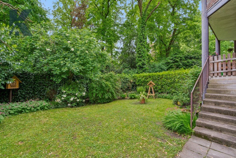 Garten Doppelhaush�lfte K�ln / Junkersdorf