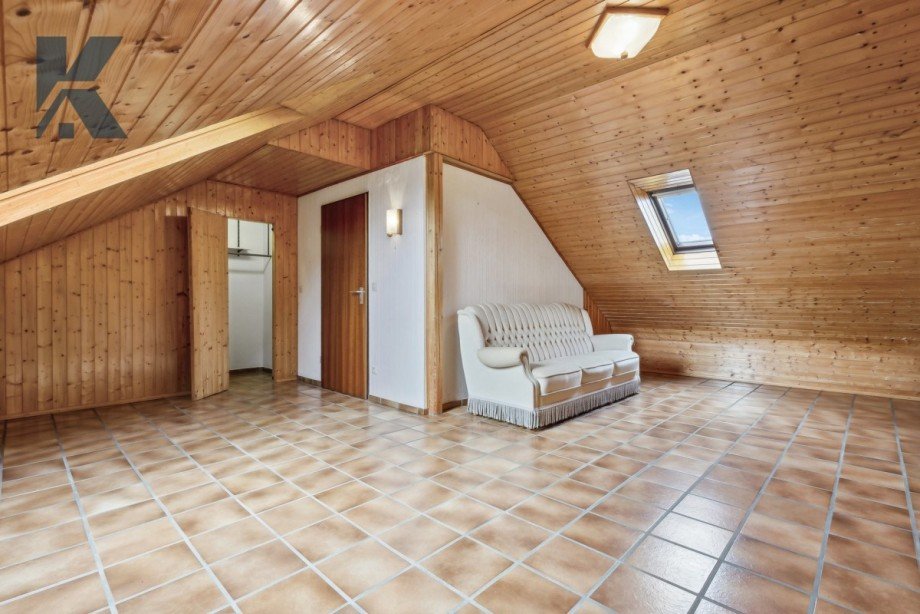 Dachstudio Reihenmittelhaus Monheim-Baumberg