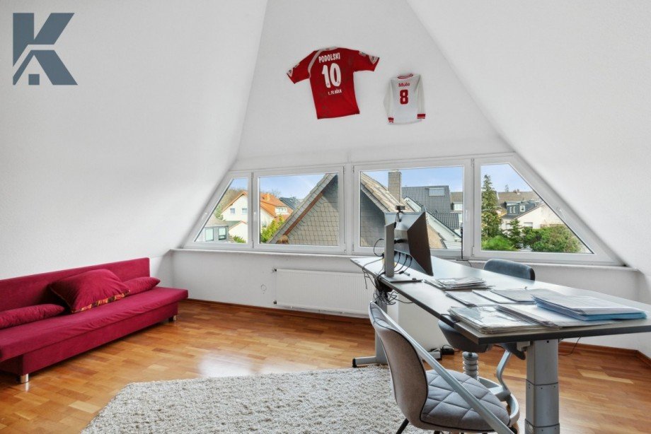 Dachgeschoss 2 Reiheneckhaus K�ln