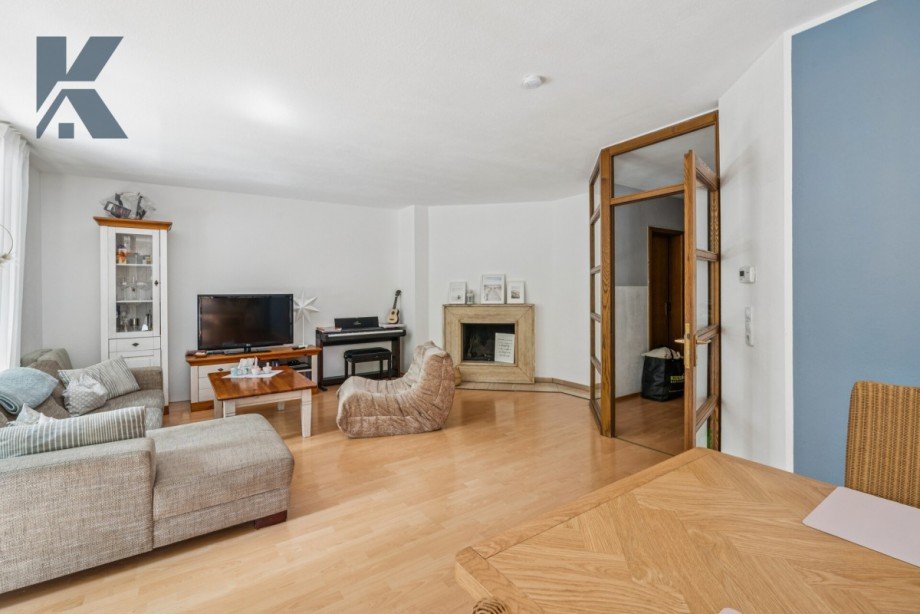 Wohnzimmer Kamin Etagenwohnung K�ln / Junkersdorf