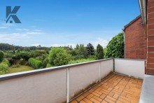 Garten-Balkon Monheim-Baumberg: gro�er Garten mit solidem Backstein-Reihenhaus sowie Erweiterungs-Potential