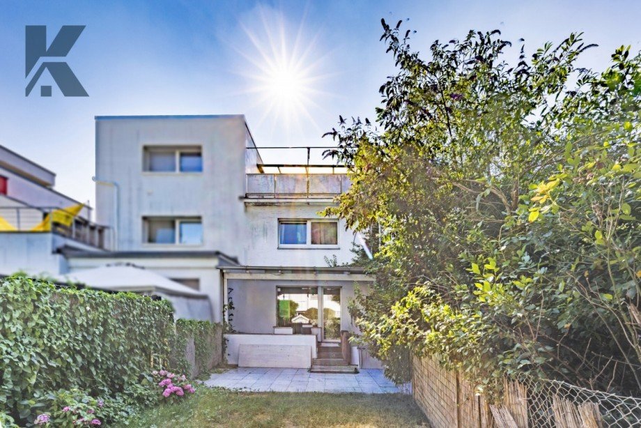 Geb�uder�ckseite Reihenmittelhaus K�ln