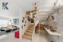 Treppenbereich Maisonette-Wohnung mit Garten in zentraler Lage in K�ln-Weiden