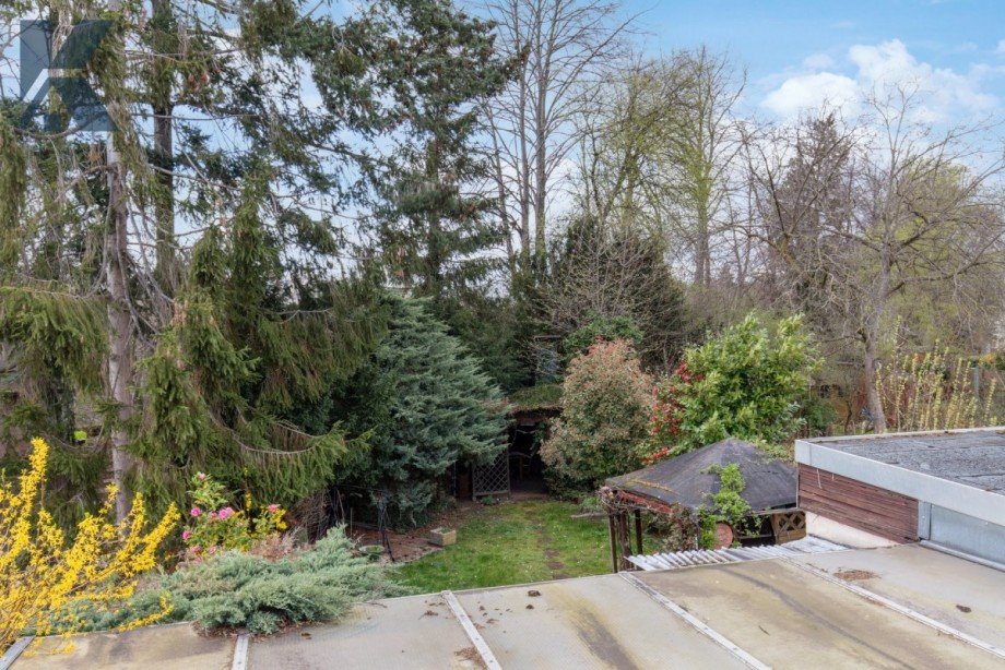 Blick in Garten Wohngrundst�ck K�ln