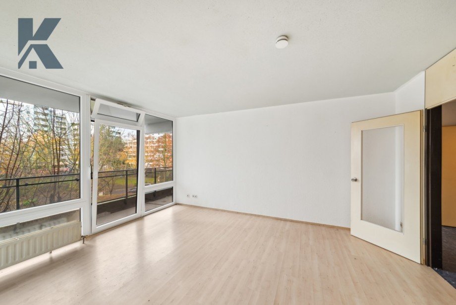 Wohnzimmer 1 Etagenwohnung K�ln / Junkersdorf