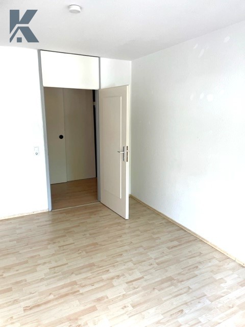 Zimmer 2 Etagenwohnung K�ln / Junkersdorf