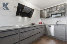 K�che Rheinblick. Skyline. 4 Zimmer. Linksrheinisch-Zentral.