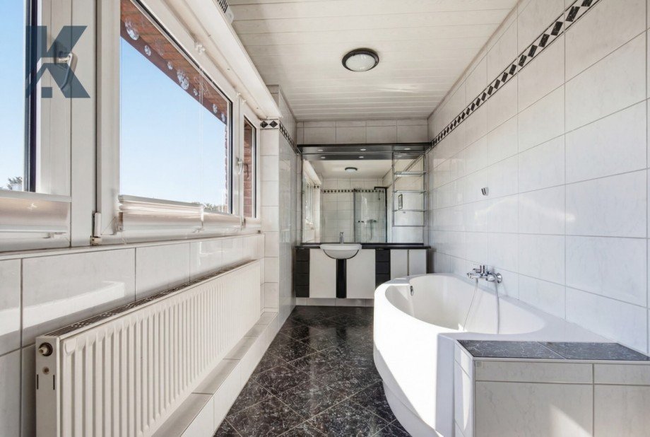 Badezimmer Reihenmittelhaus K�ln