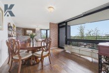 Wohnzimmer 2 Rheinblick. Skyline. 4 Zimmer. Linksrheinisch-Zentral.
