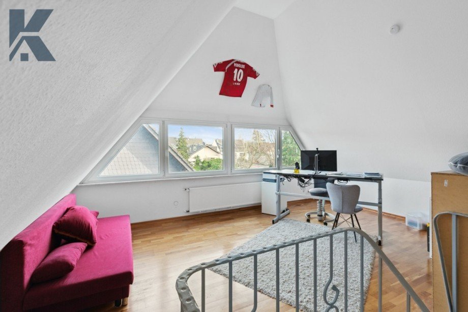 Dachgeschoss 1 Reiheneckhaus K�ln