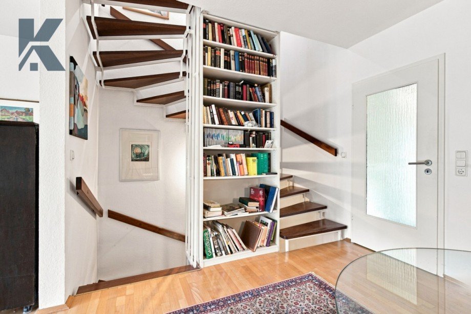 Treppenhaus Reihenendhaus K�ln / L�venich