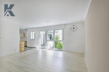 wohnzimmer 2 TOP 2-Zimmer Wohnung in Frechen-K�nigsdorf mit Balkon und Tiefgarage - sofort verf�gbar