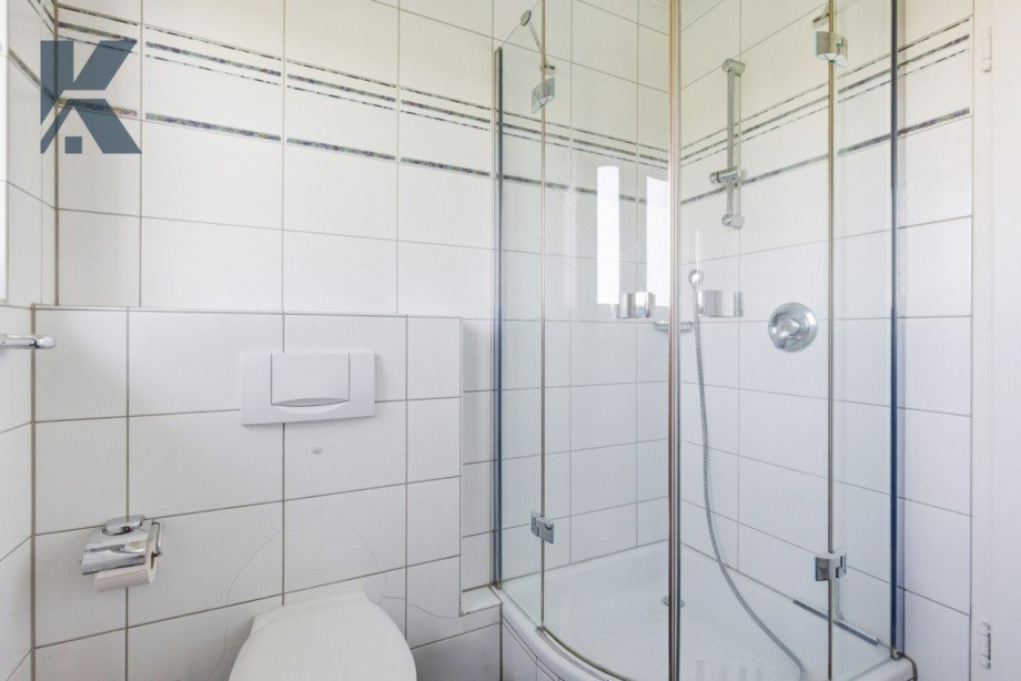 Bad Einfamilienhaus K�ln / M�ngersdorf