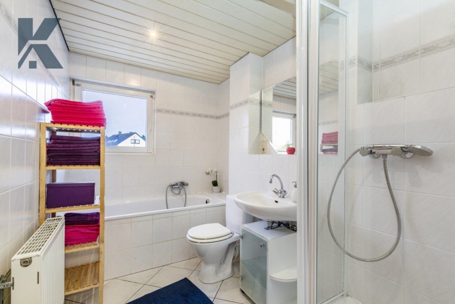 Bad Reihenmittelhaus K�ln / Meschenich