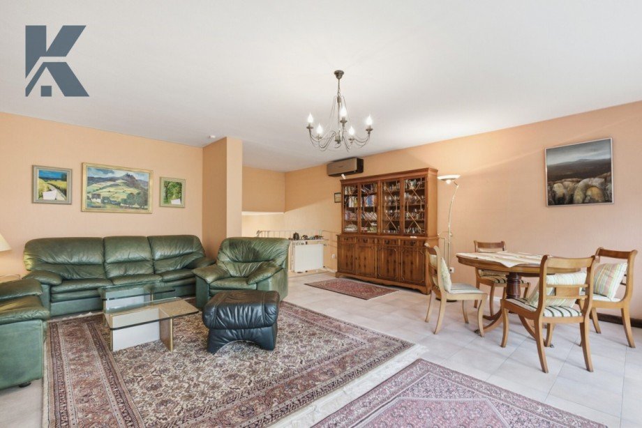Wohnzimmer 1 Bungalow K�ln / Weiden