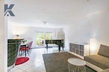 Wohnzimmer 2 Sofort einziehen. Garten-Paradies. Feldrandlage.