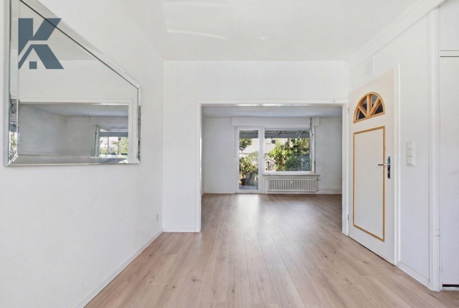 Flur EG Reihenmittelhaus K�ln