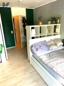 Zimmer 4 Sehr gepflegte, vermietete 4-Zimmer Wohnung in K�ln Junkersdorf (3-er WG)