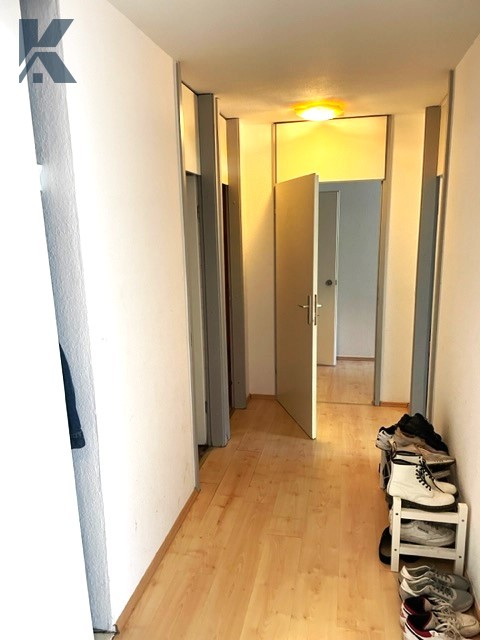 Flur Etagenwohnung K�ln / Junkersdorf