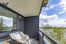 Rhein-Loggia Rheinblick. Skyline. 4 Zimmer. Linksrheinisch-Zentral.
