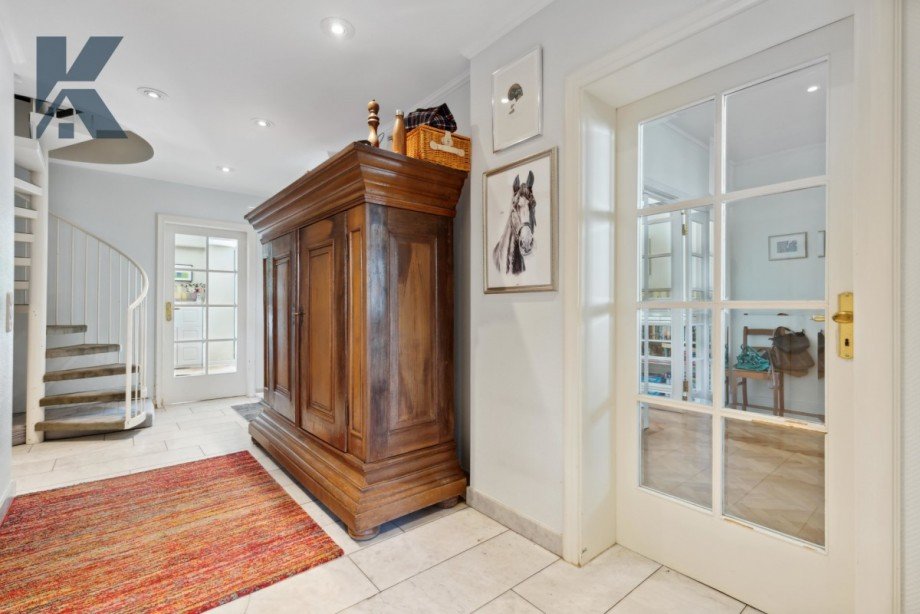 Flur EG Villa K�ln / Junkersdorf