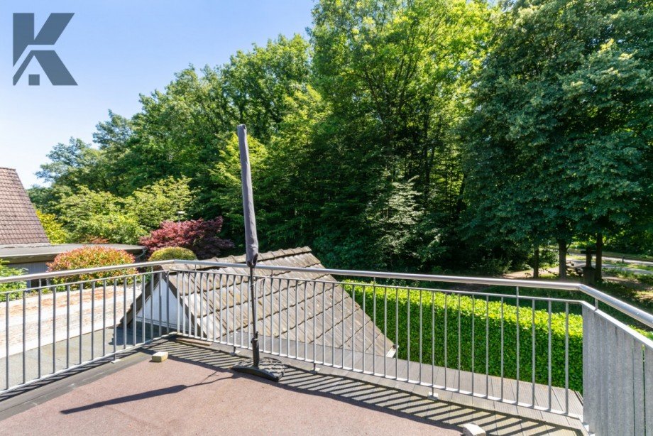 Terrasse OG Doppelhaush�lfte K�ln / Rodenkirchen