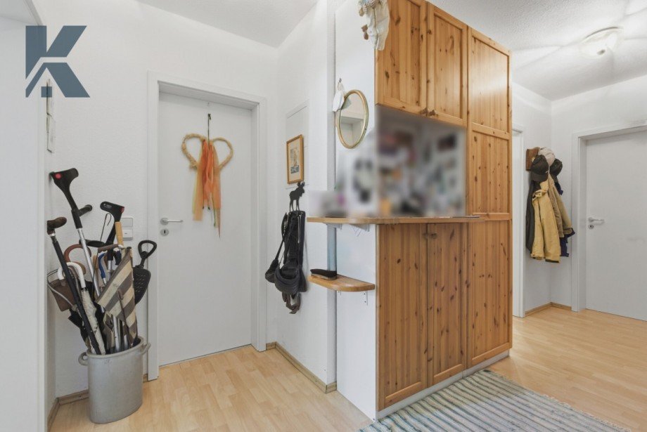 Flur EG Mehrfamilienhaus K�ln / Widdersdorf