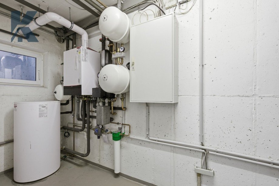 Hausanschluss-Heizung Einfamilienhaus K�ln / M�ngersdorf